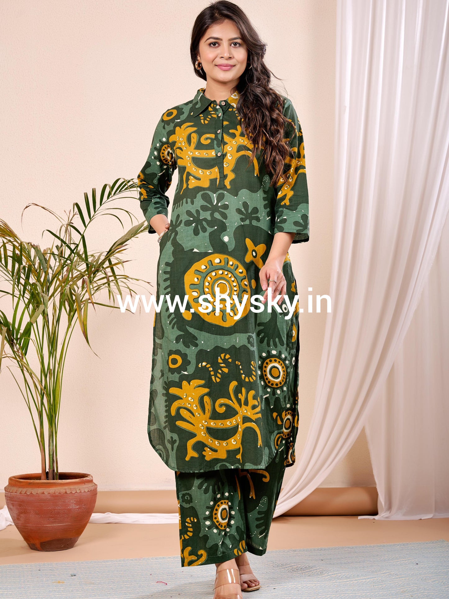 Green cordset