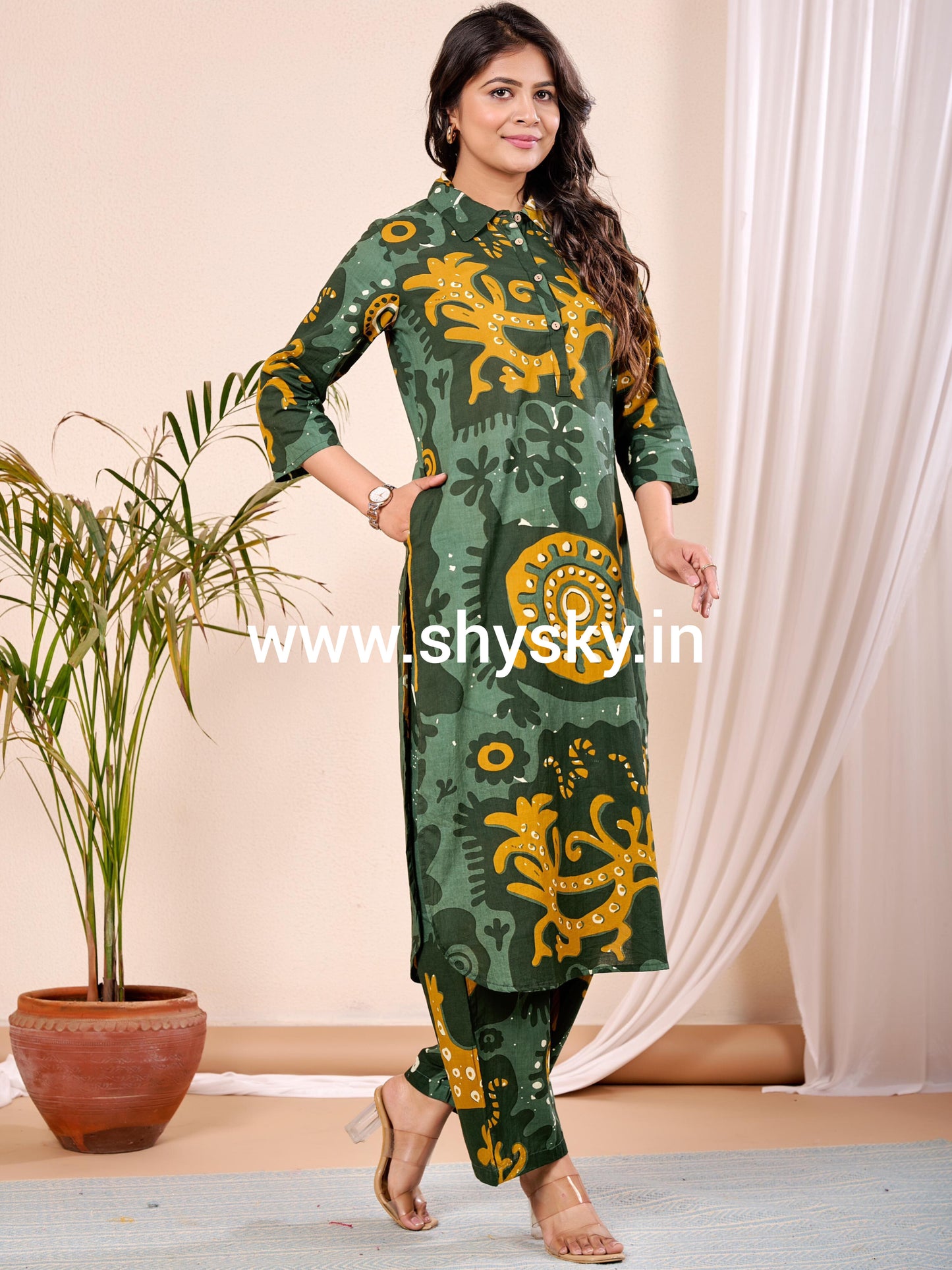 Green cordset